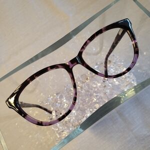 Elegant Women's Purple Tortoiseshell Frame